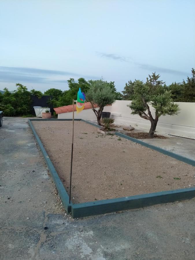 Logement Entre Mer Et Montagne Roujan Ngoại thất bức ảnh